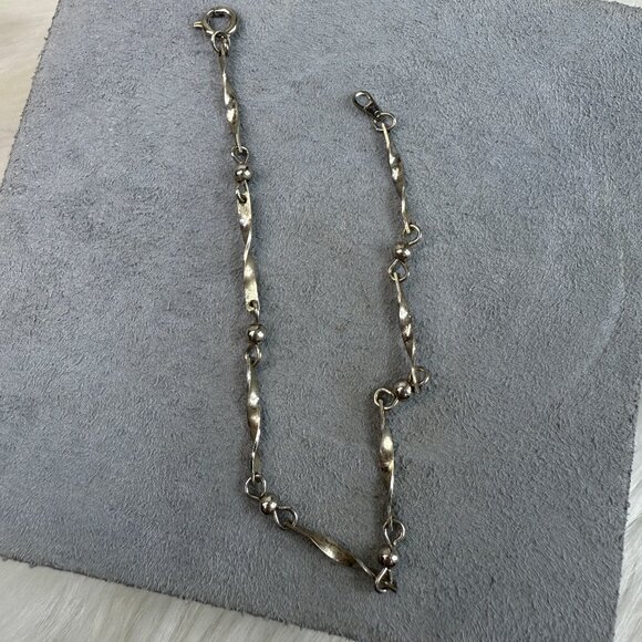 Silver Tone Twisted Link Chain Bracelet China Spring 7" - Picture 1 of 7